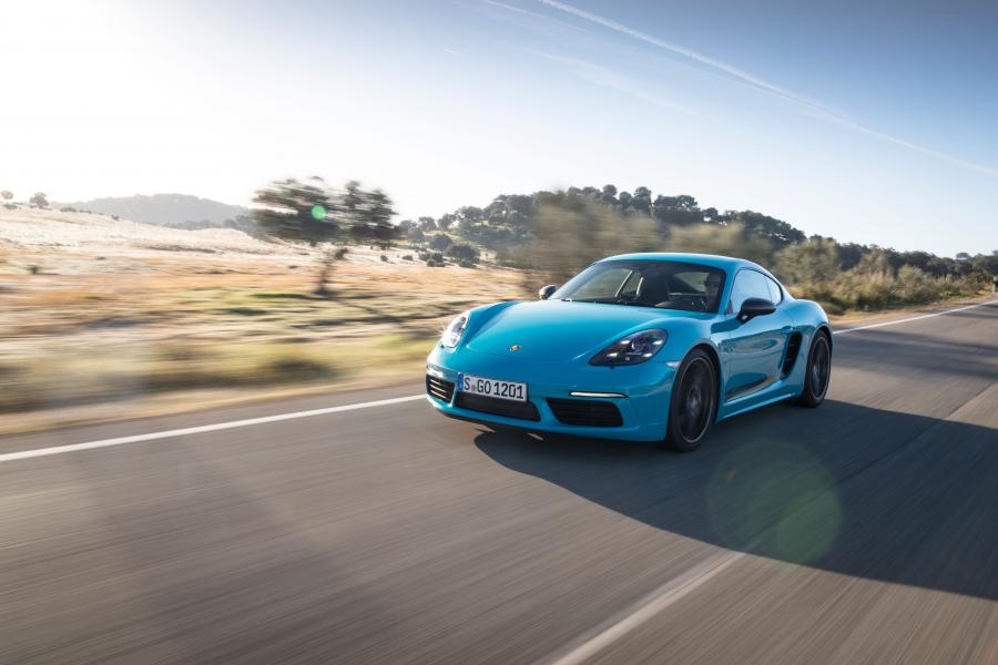  Porsche 718 Cayman T (982C) 2019 года  (WW) (фото 12 из 73)